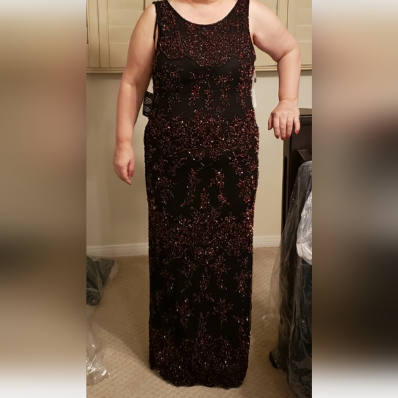 Pisarro Nights Dress - Picture 2 of 10